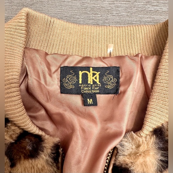 Leopard Bomber Jacket by Metric Knits - Size Medium - Picture 3 of 8